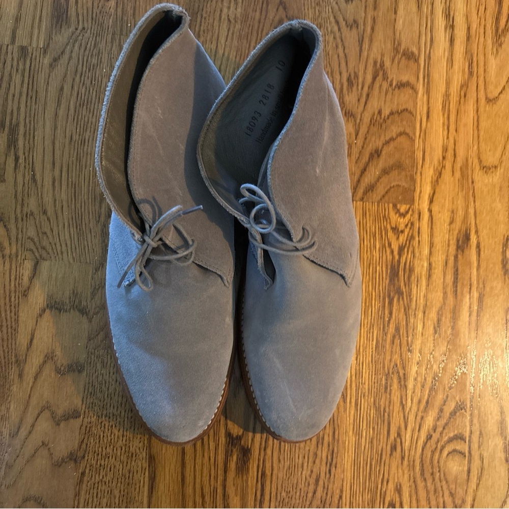Men's Classic Gray Chukka Boots